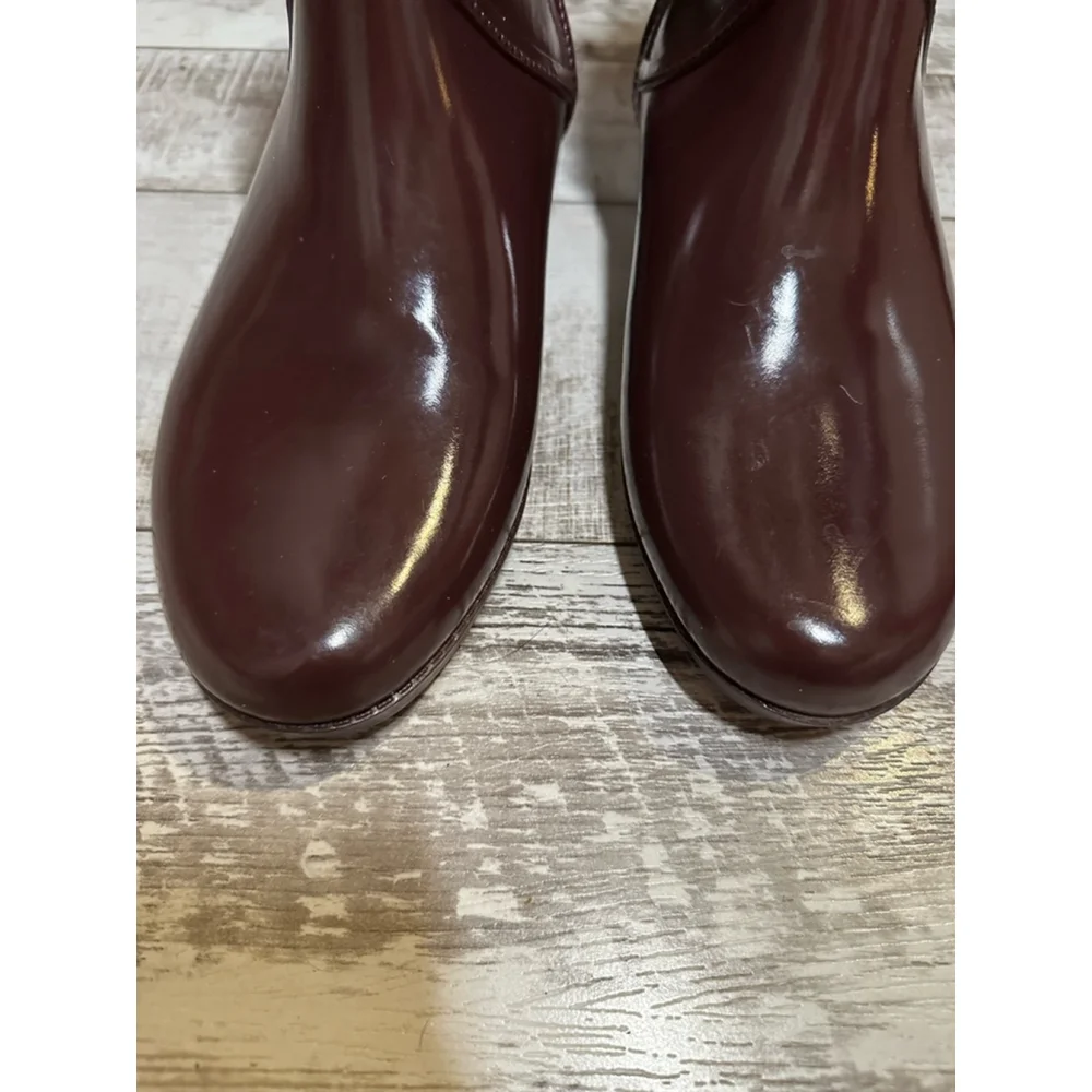 MICHAEL MICHAEL KORS Size 8 Larson Burgundy Back Tie Rainboots